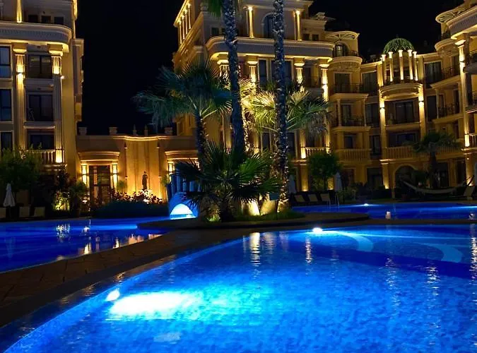 Aphrodite Gardens D208,