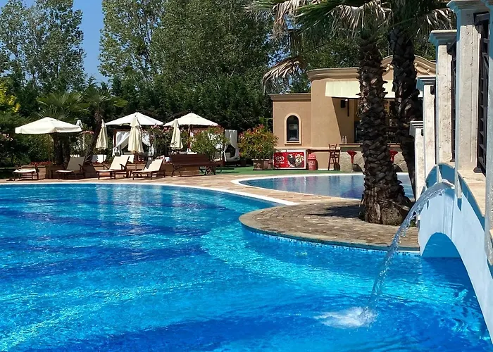 Aphrodite Gardens D208, Σάνι Μπιτς