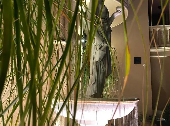 Aphrodite Gardens D208, * Σάνι Μπιτς