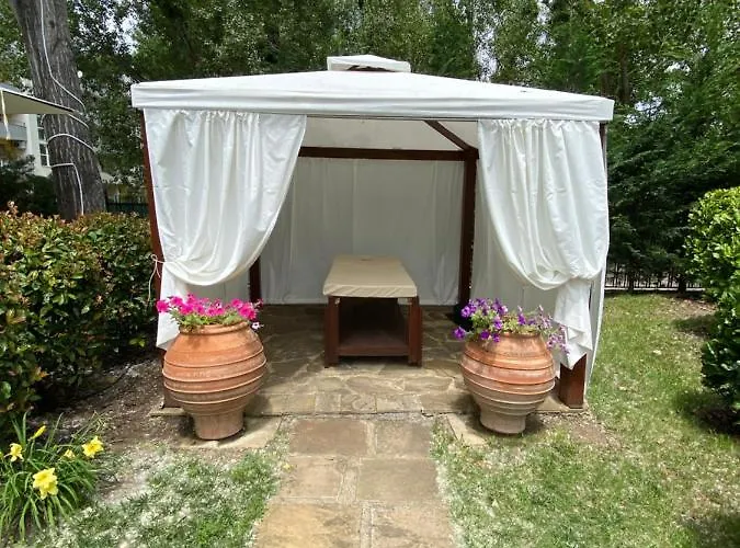 Apartamento Aphrodite Gardens D208,