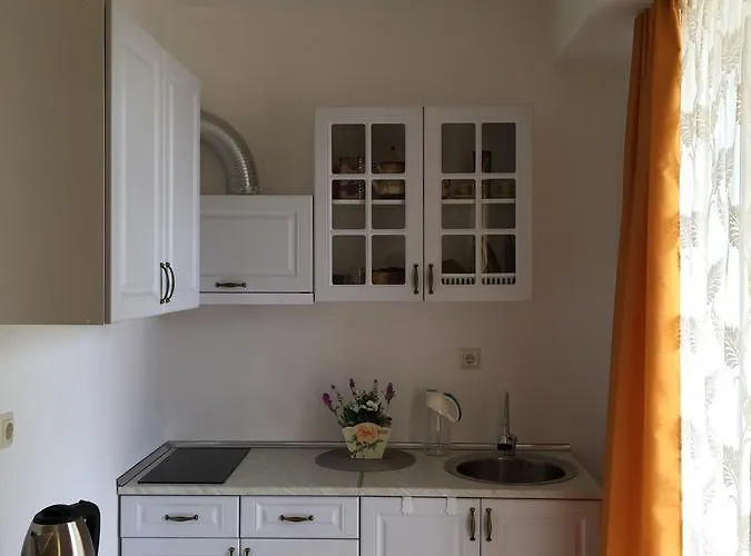 Aphrodite Gardens D208, Apartamento *